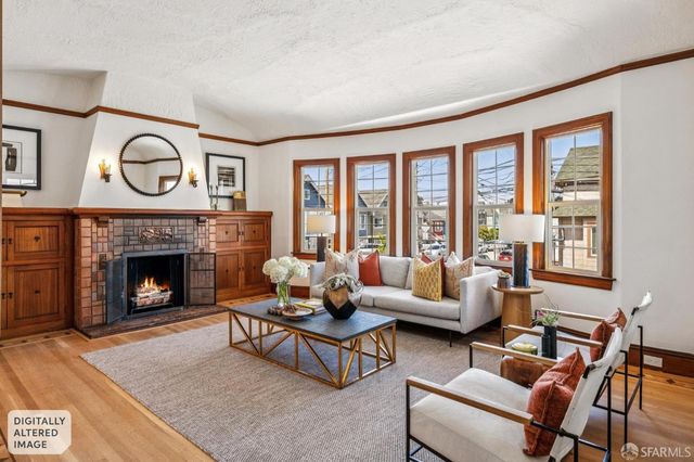 2273 Cayuga Avenue, San Francisco, CA 94112