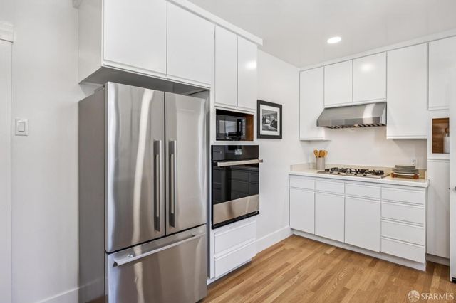 2273 Cayuga Avenue, San Francisco, CA 94112