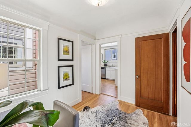 2273 Cayuga Avenue, San Francisco, CA 94112
