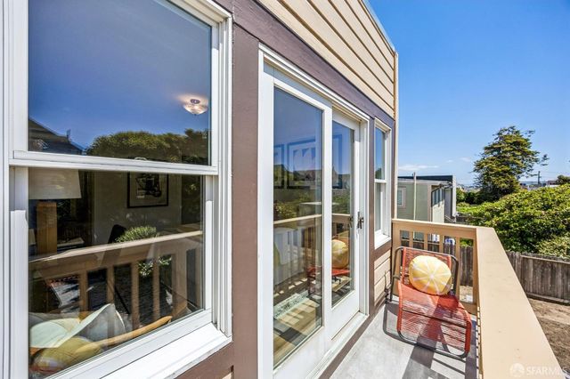 2273 Cayuga Avenue, San Francisco, CA 94112