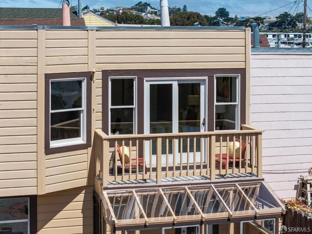 2273 Cayuga Avenue, San Francisco, CA 94112