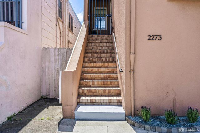 2273 Cayuga Avenue, San Francisco, CA 94112