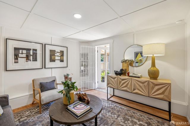 2273 Cayuga Avenue, San Francisco, CA 94112