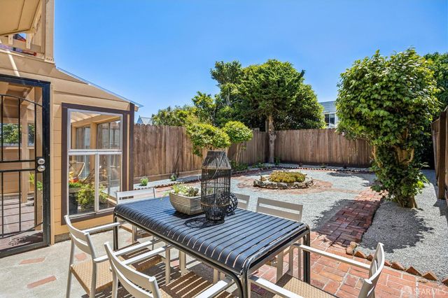2273 Cayuga Avenue, San Francisco, CA 94112