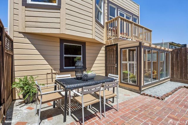 2273 Cayuga Avenue, San Francisco, CA 94112