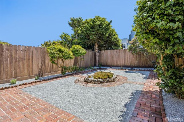 2273 Cayuga Avenue, San Francisco, CA 94112