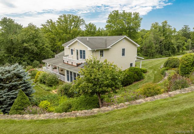 6 Bloomer Road, North Salem, NY 10560