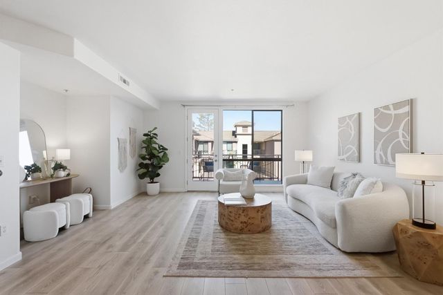 19503 Stevens Creek Boulevard 320, Cupertino, CA 95014