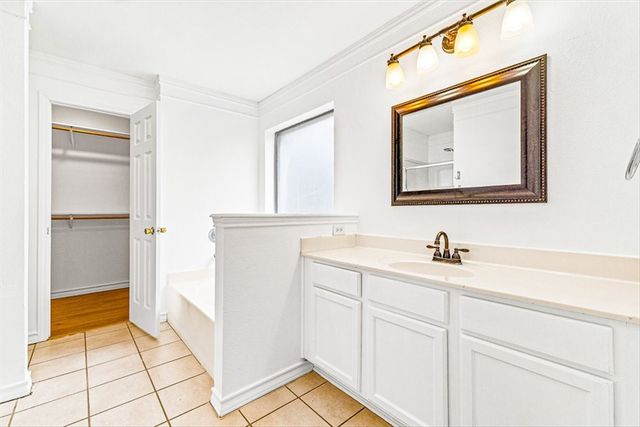 1013 La Mirada, Portland, TX 78374