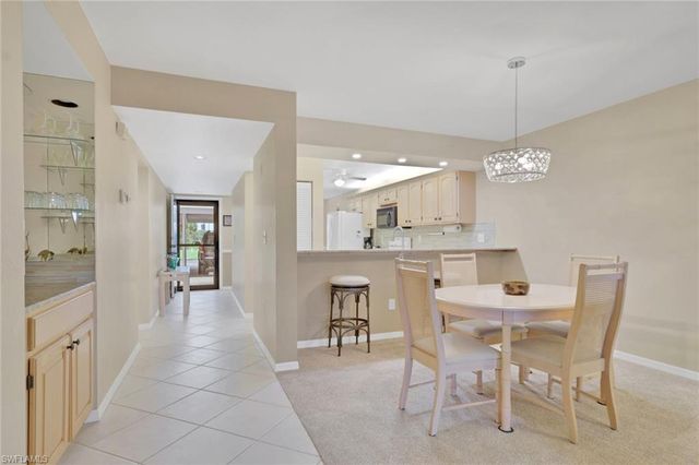 4330 Chantelle DR # F105, Naples, FL 34112