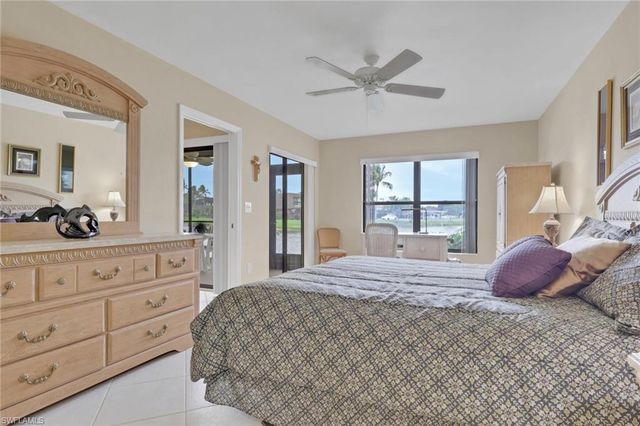 4330 Chantelle DR # F105, Naples, FL 34112