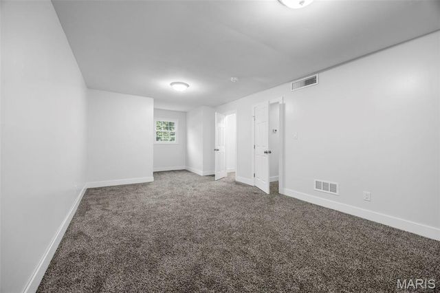 10 Briarwood Court, Warrenton, MO 63383