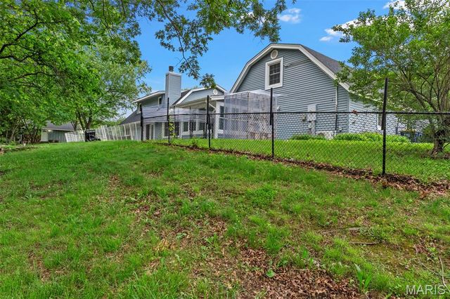 10 Briarwood Court, Warrenton, MO 63383
