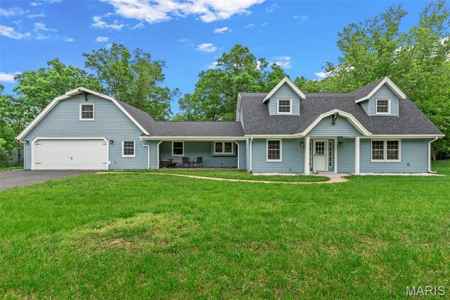 10 Briarwood Court, Warrenton, MO 63383