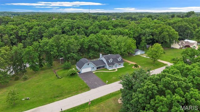 10 Briarwood Court, Warrenton, MO 63383