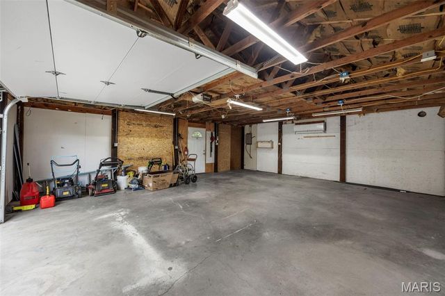 10 Briarwood Court, Warrenton, MO 63383