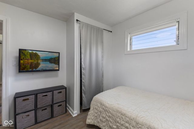 5429 W Mooresville Road, Indianapolis, IN 46221