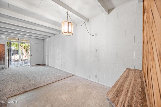 1101 E BETHANY HOME Road 8, Phoenix, AZ 85014