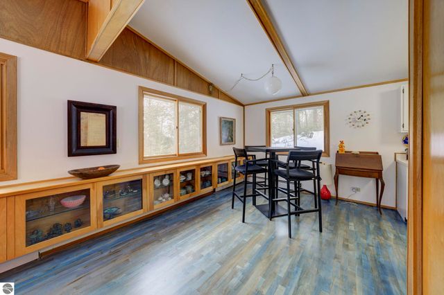 3312 Old State Road, Frankfort, MI 49635