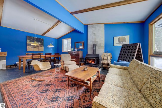 3312 Old State Road, Frankfort, MI 49635