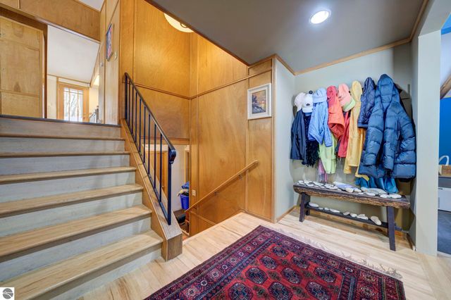 3312 Old State Road, Frankfort, MI 49635