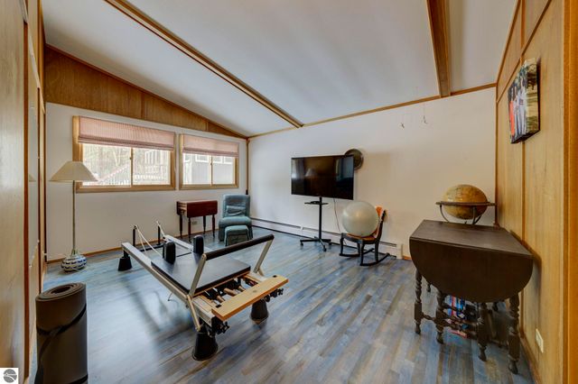 3312 Old State Road, Frankfort, MI 49635