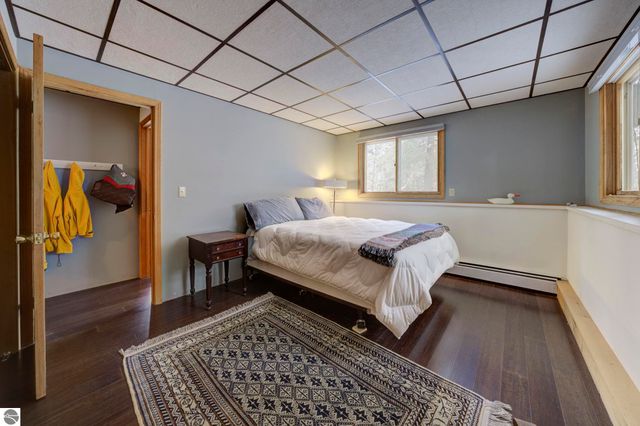 3312 Old State Road, Frankfort, MI 49635