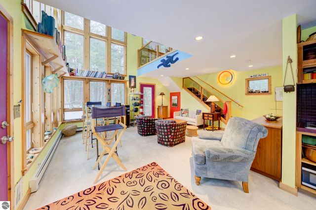 3312 Old State Road, Frankfort, MI 49635