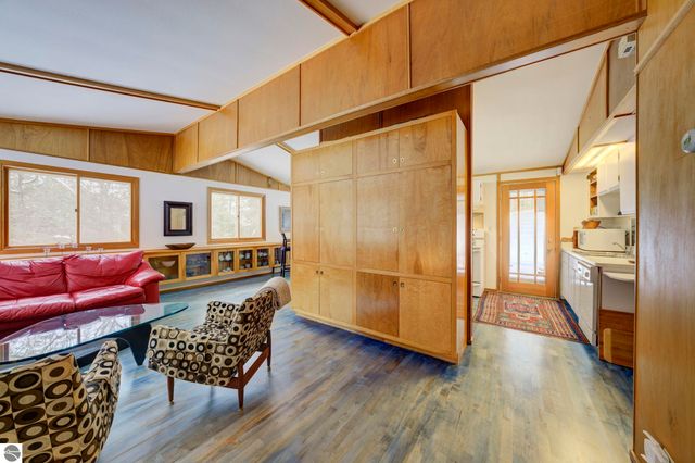 3312 Old State Road, Frankfort, MI 49635