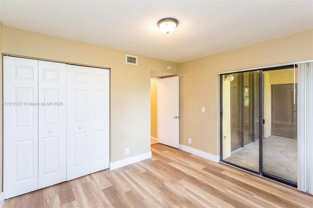 5721 Riverside Dr 202B5, Coral Springs, FL 33067