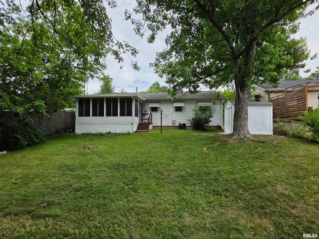 233 BRIARGATE Road, Washington, IL 61571
