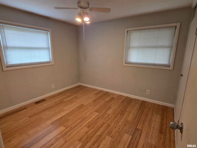 233 BRIARGATE Road, Washington, IL 61571