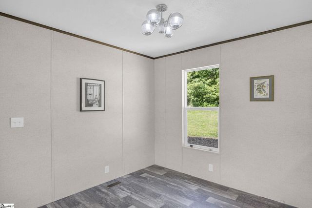 375 Griggs Road, Six Mile, SC 29682