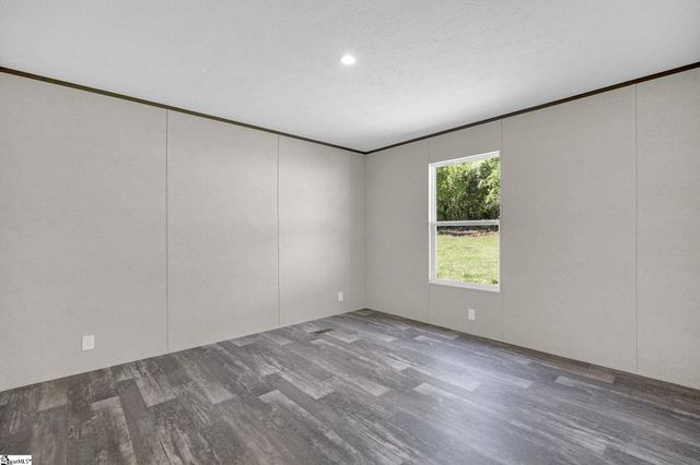 375 Griggs Road, Six Mile, SC 29682