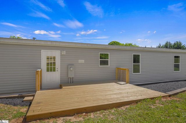 375 Griggs Road, Six Mile, SC 29682