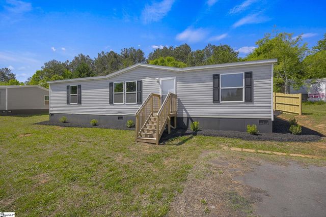 375 Griggs Road, Six Mile, SC 29682