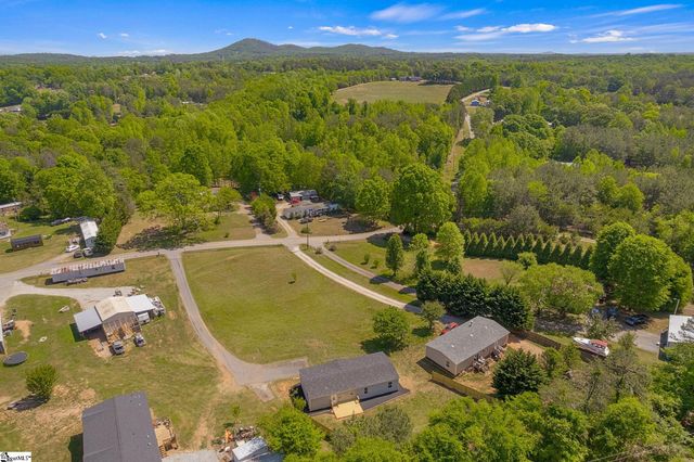 375 Griggs Road, Six Mile, SC 29682