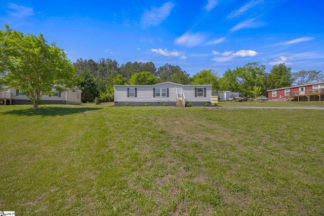 375 Griggs Road, Six Mile, SC 29682