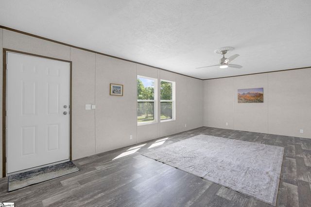 375 Griggs Road, Six Mile, SC 29682