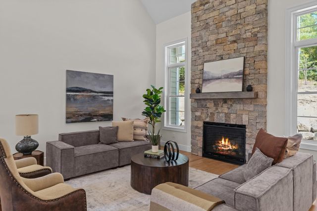 15 Rising Ridge Road, Campton, NH 03223