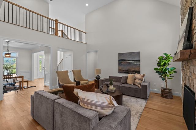 15 Rising Ridge Road, Campton, NH 03223