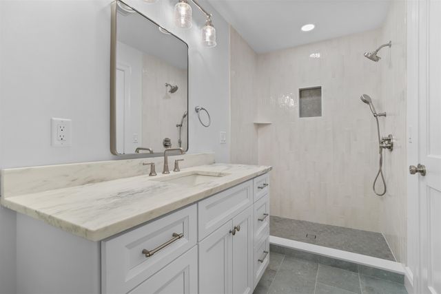 15 Rising Ridge Road, Campton, NH 03223