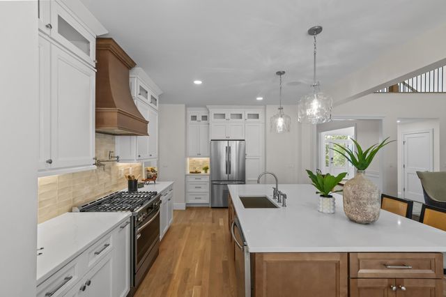 15 Rising Ridge Road, Campton, NH 03223