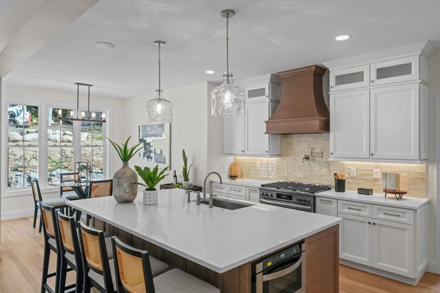 15 Rising Ridge Road, Campton, NH 03223