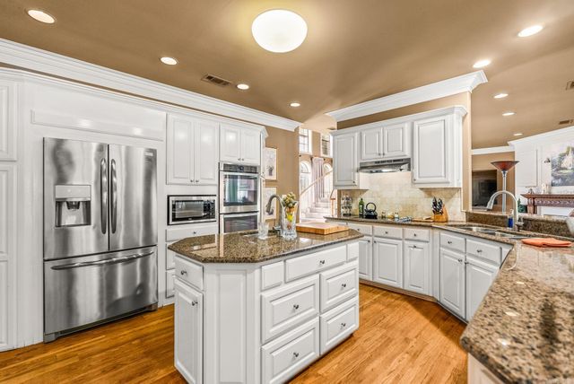 6 Shady Grove, Ward, AR 72176