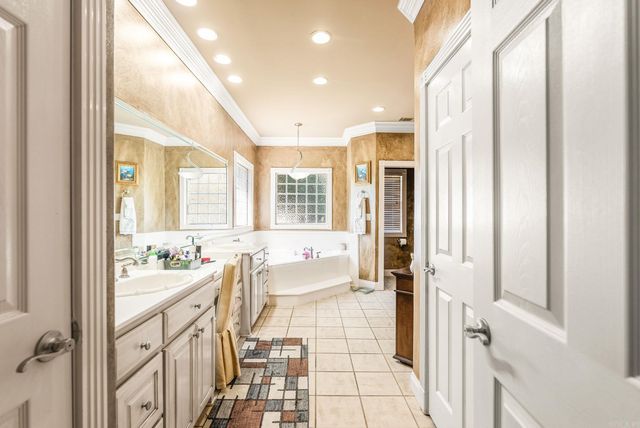 6 Shady Grove, Ward, AR 72176