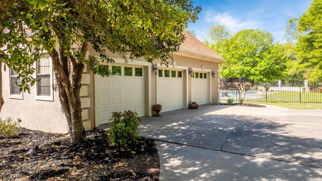 6 Shady Grove, Ward, AR 72176