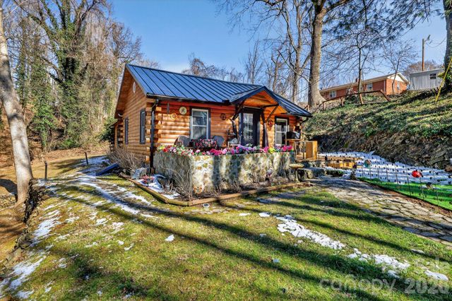 110 Pine Street, Tryon, NC 28782