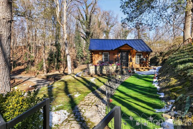 110 Pine Street, Tryon, NC 28782