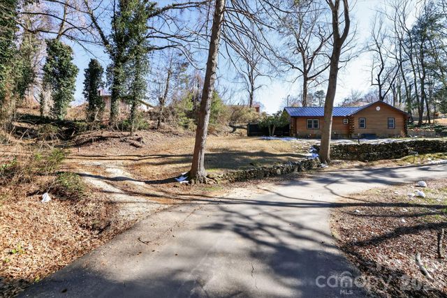 110 Pine Street, Tryon, NC 28782